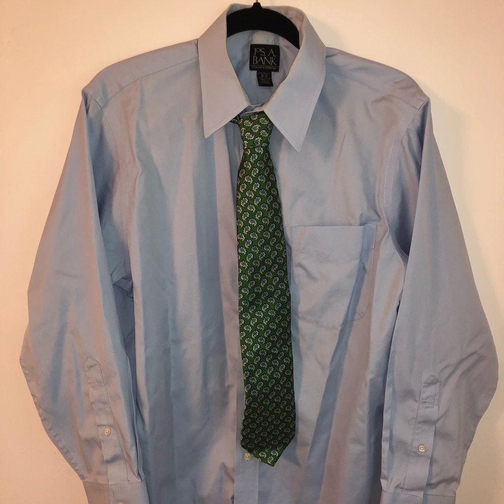 Jos A Bank Dress Shirt W/ Tie